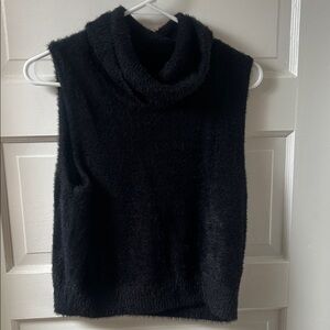 Jessica simpson fuzzy sleeveless turtleneck